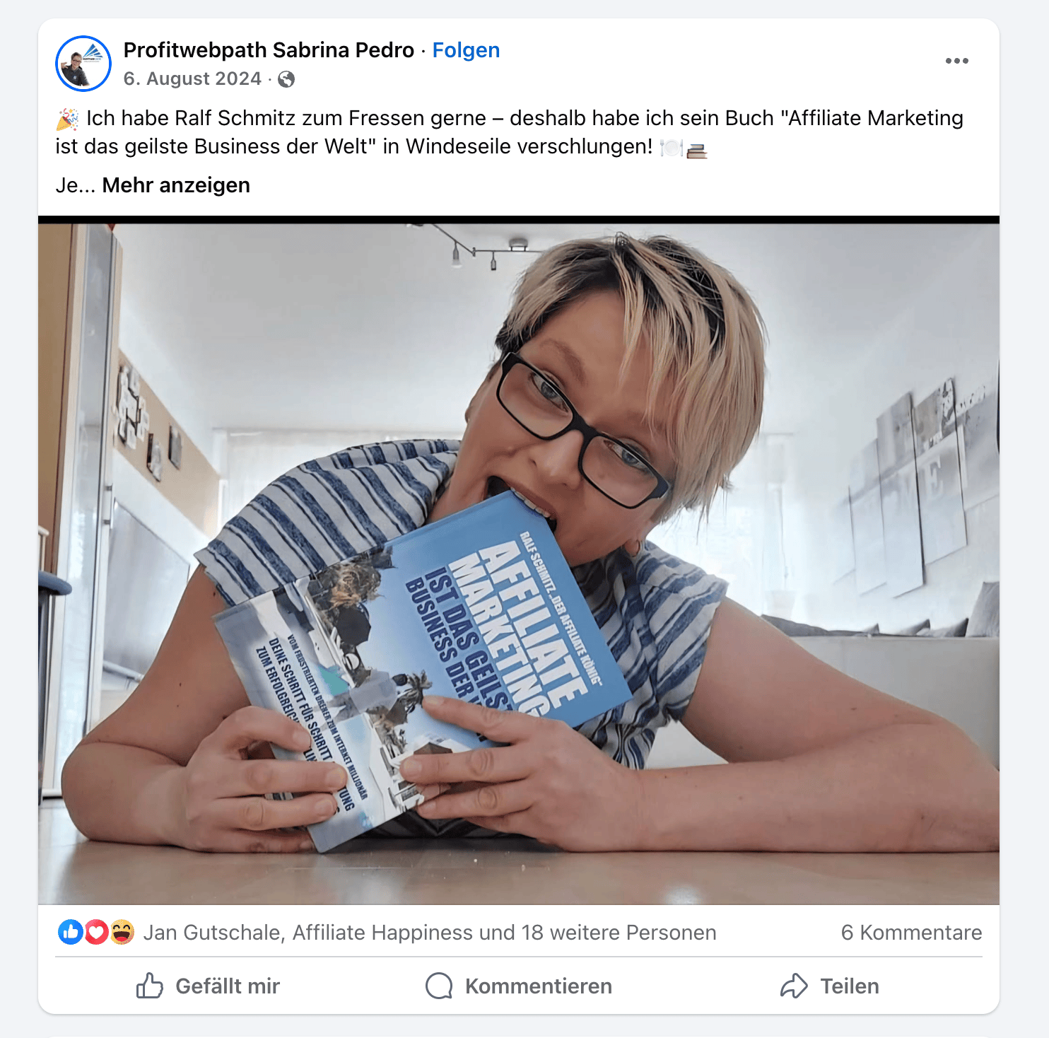 Sabrina Pedro mit dem Buch