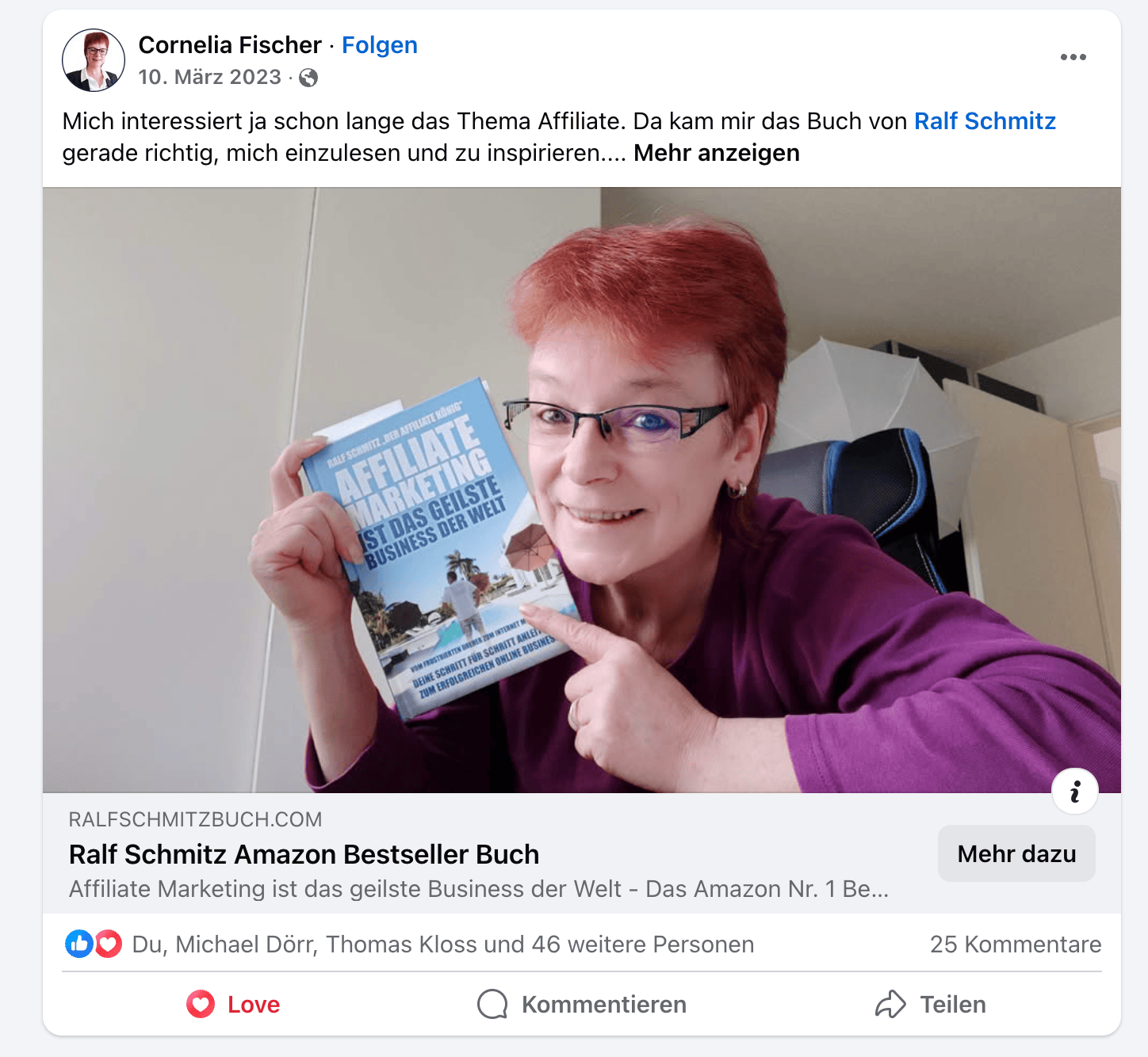 Cornelia Fischer mit dem Buch
